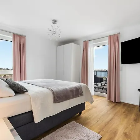 With 3 Bedrooms * Olpenitz